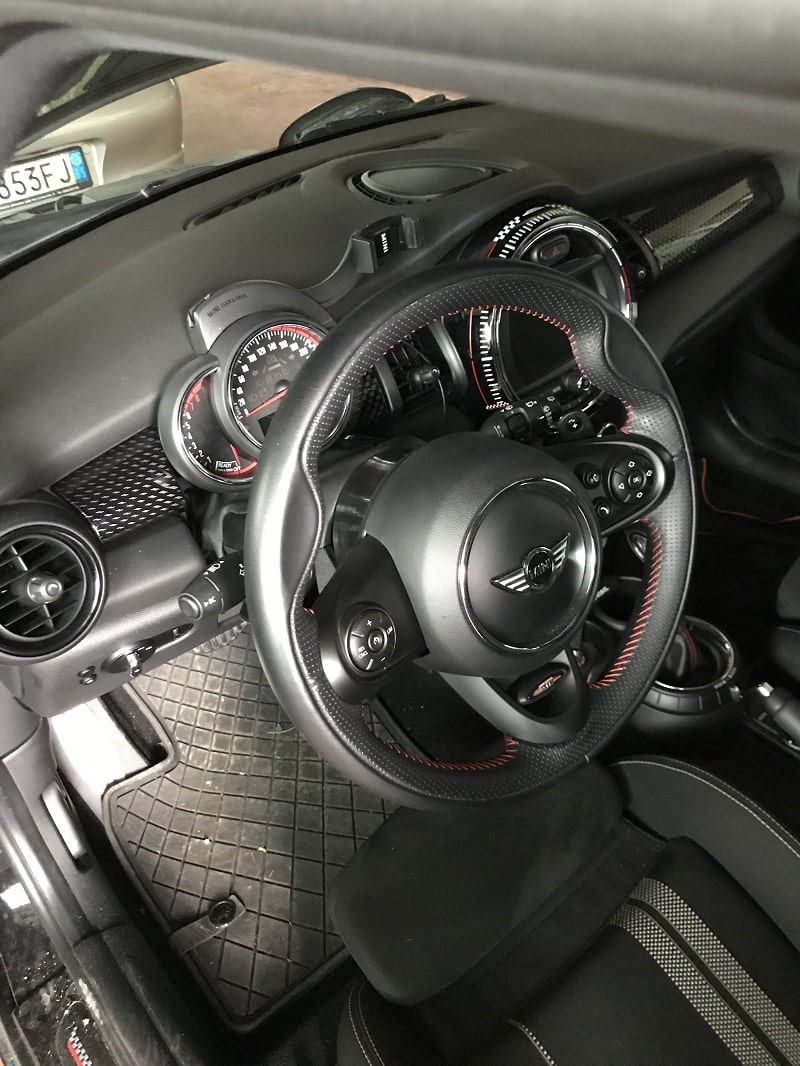 spacershop steering wheel extension kit to upgrade the Mini F56 driving position